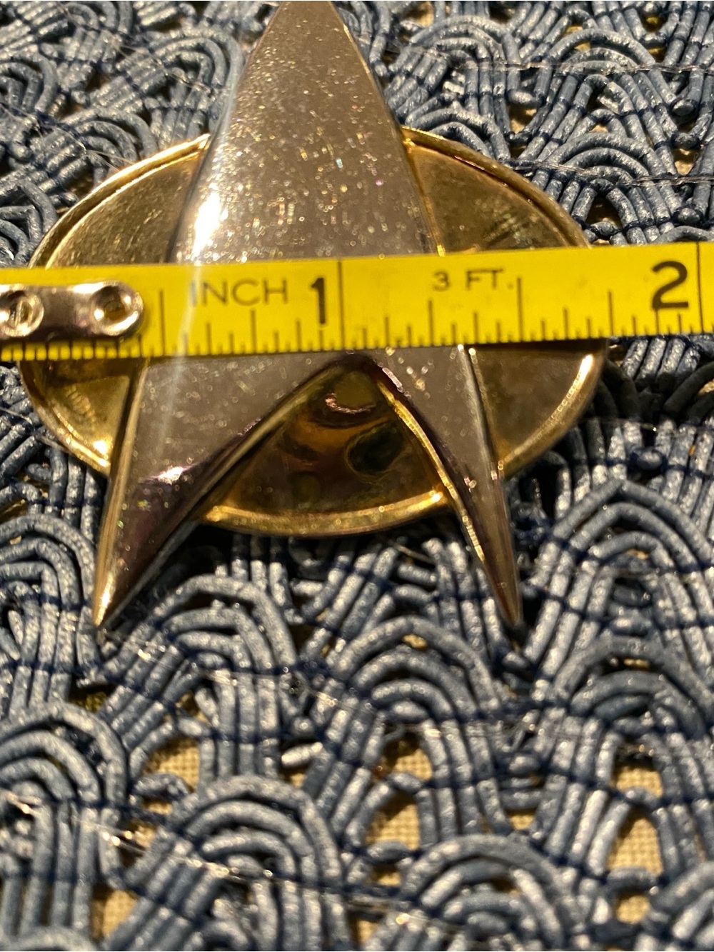 Pin, Gold Starfleet Delta Badge Lapel Brooch - Picture 2 of 5